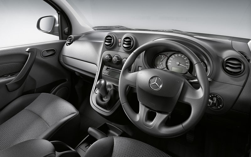 https://businessvans.co.uk/wp-content/uploads/2013/12/16_Mercedes-Benz_Citan_interior-e1386271721286.jpg