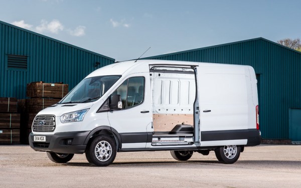 32_Ford_Transit_review_