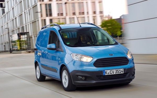 Ford_Transit_Courier_EcoBoost