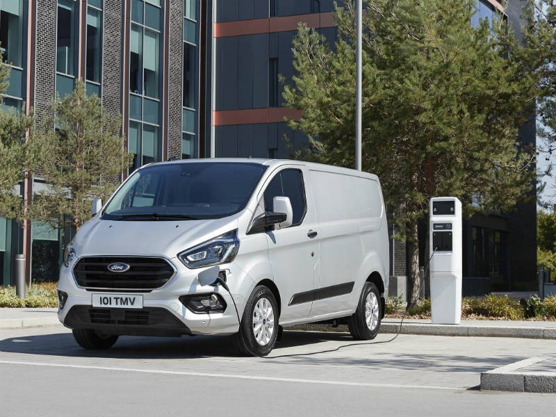 Ford reveals production version of new Transit Custom plug in hybrid